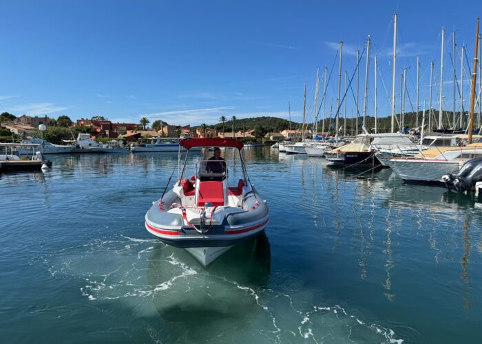 MV 27 GT - MV MARINE - Bateau occasion à vendre